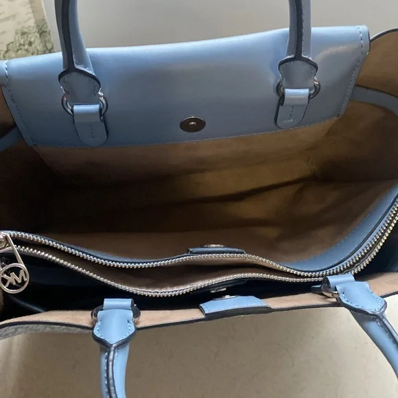 Michael Kors Hamilton Satchel - Picture 4 of 5